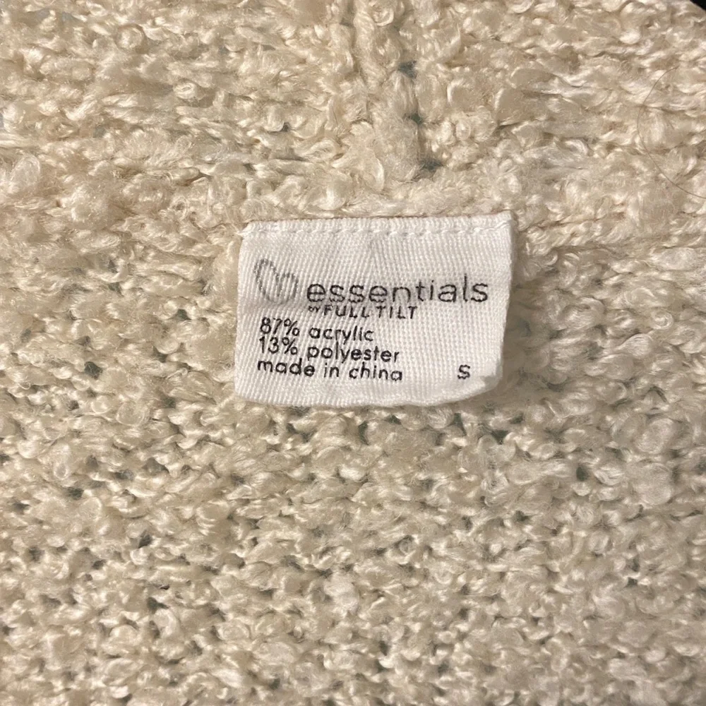 Cardigan - Picture 3 of 3